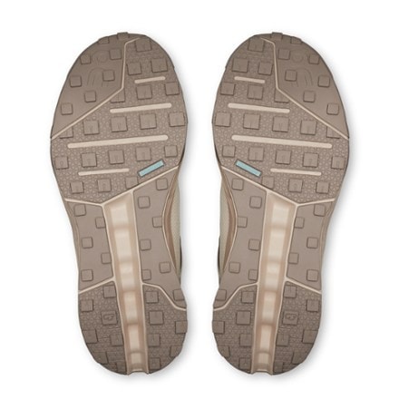 On Cloudhorizon Hiking Shoes - Women's 5