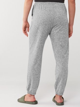 Vuori Boyfriend Sweatpants - Women's 2