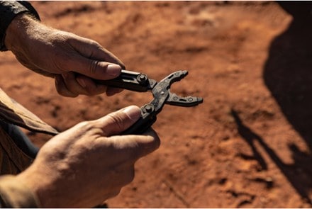 Gerber Dual-Force Multi-tool 9