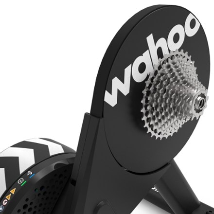 Wahoo Fitness KICKR Core 2 11-Speed Cassette Bike Trainier 5