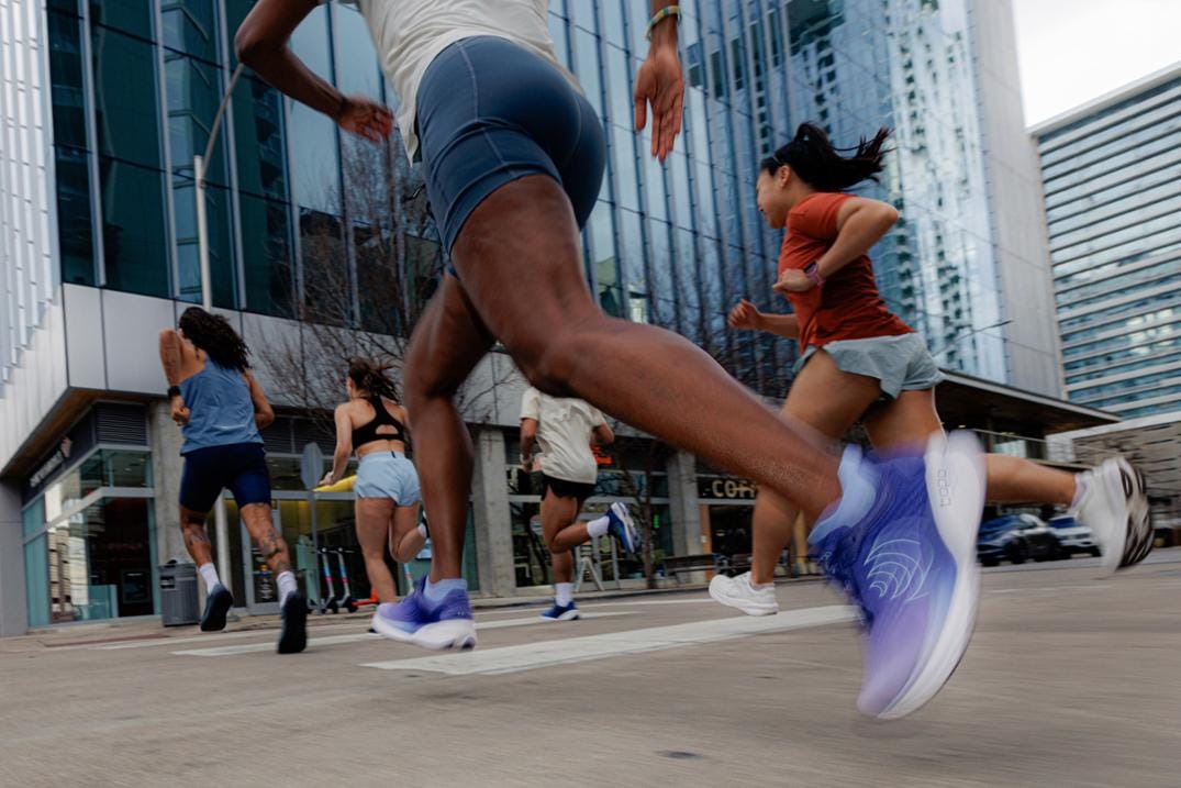 Location Image for Phantom 4 Road-Running Shoes - Women's