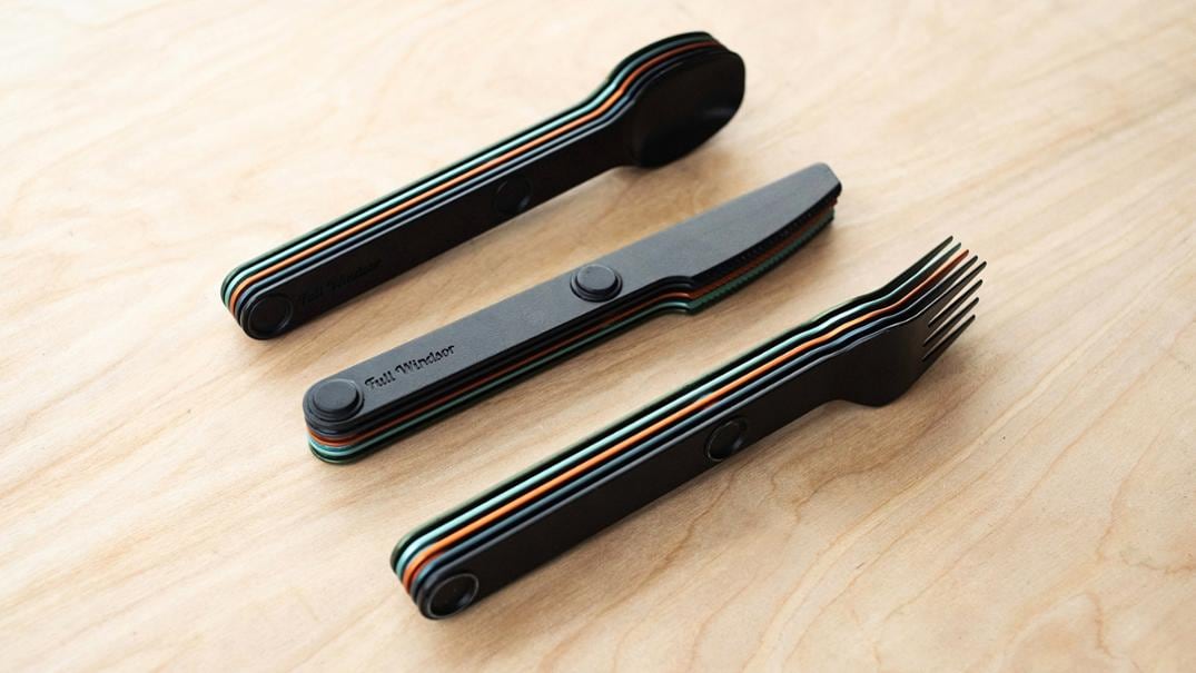 Location Image for Magware Magnetic Flatware - 15-Piece Set