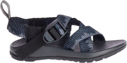 do chacos run large