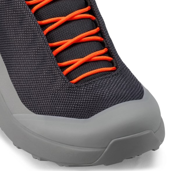 Detail Image of color Black/Void