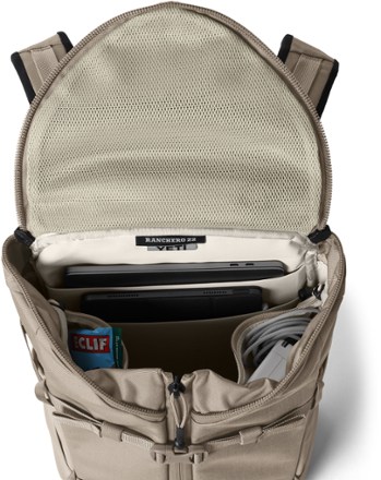YETI Ranchero Pack - 22 L 8