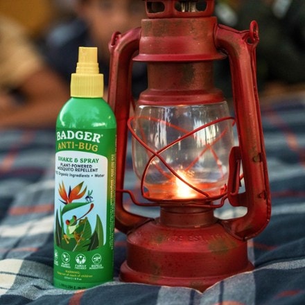 Badger Anti-Bug Shake & Spray - Family Size 2