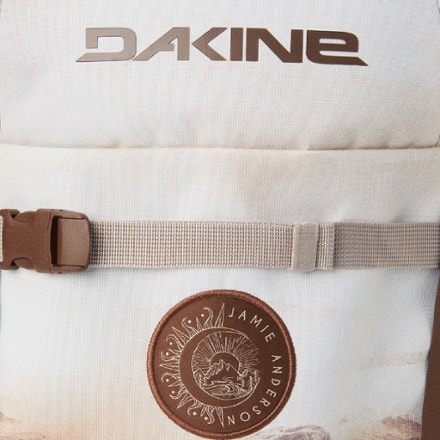 DAKINE Team Mission Pro 18 L Snow Pack - Women's 3
