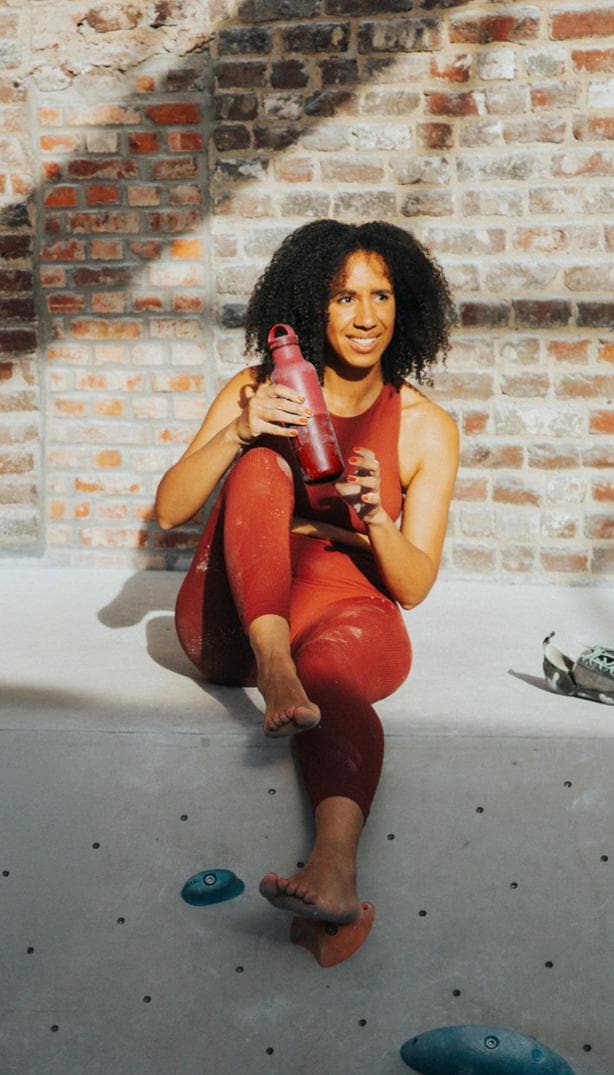 Location Image for Rise Classic Insulated Water Bottle with Arch Loop Cap - 20 fl. oz.