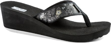 indoor slipper with arch support