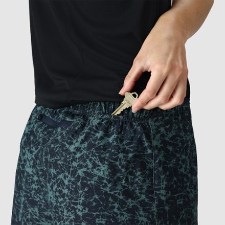 Outdoor Research Swift Lite Shorts - Women's 5