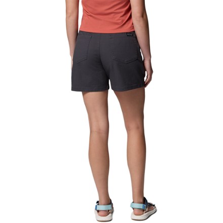 Columbia ROC Shorts - Women's 1