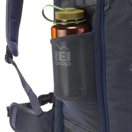 Patagonia Black Hole Mini MLC Pack Water bottle pocket (Water bottle sold separately)