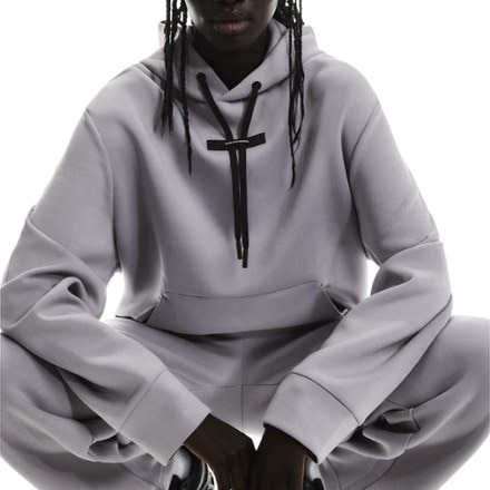 On Focus Tech Hoodie - Women's 6