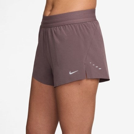Nike Swift Dri-FIT Mid-Rise 2.5" Brief-Lined Shorts - Women's 2