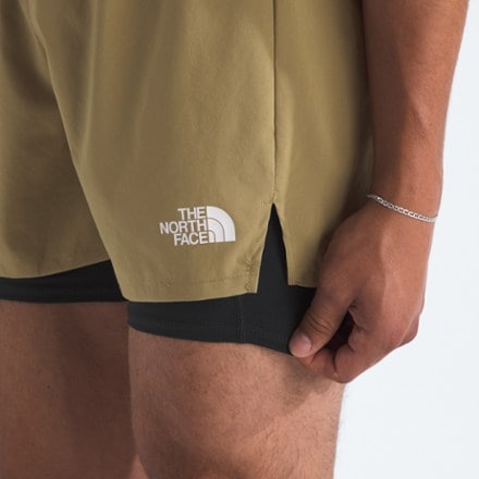 The North Face Lightbright 2-in-1 5" Shorts - Men's 5
