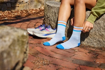 Darn Tough Stride Micro Crew Ultralightweight Socks - Women's 2