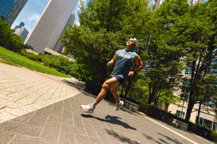 Location Image for Bondi 9 Road-Running Shoes - Men's