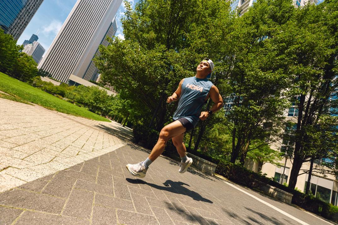 Location Image for Bondi 9 Road-Running Shoes - Men's