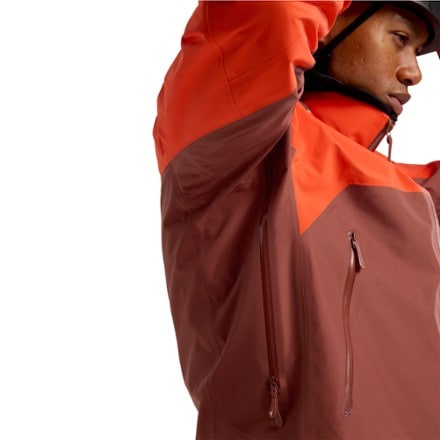 Arc'teryx Beta AR Jacket - Men's 8