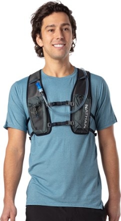 Nathan Quickstart 2.0 6 L Hydration Pack 3