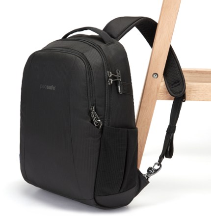 Pacsafe MetroSafe LS350 ECONYL Daypack 4