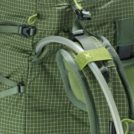 Exped Lightning 45 Pack - Women's Hydration port & tube routing