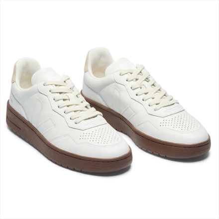 VEJA V-90 Shoes - Men's 1