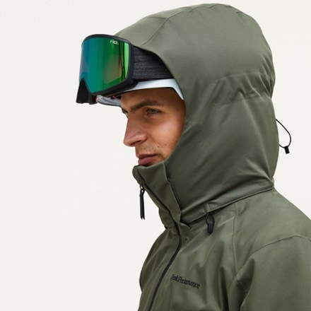 Peak Performance Maroon Insulated Jacket - Men's 8