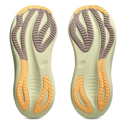 ASICS GEL-Nimbus 27 Road-Running Shoes - Men's 4