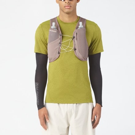 Salomon GRVL Skin 4 Hydration Vest 1