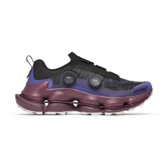 Product Image of color Black/Oxblood