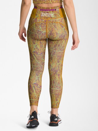 The North Face Trailwear QTM High-Rise 7/8 Tights - Women's 1