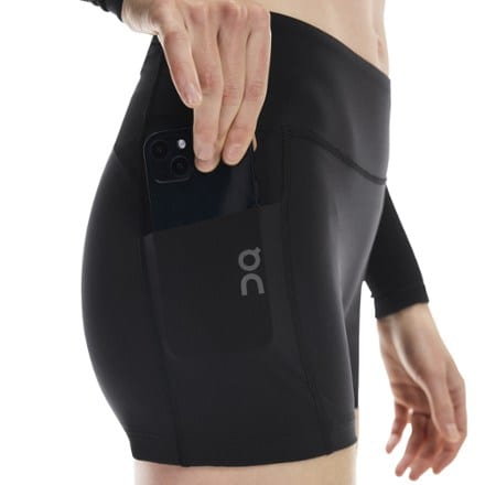 On 3" Performance Tights Shorts - Women's 4