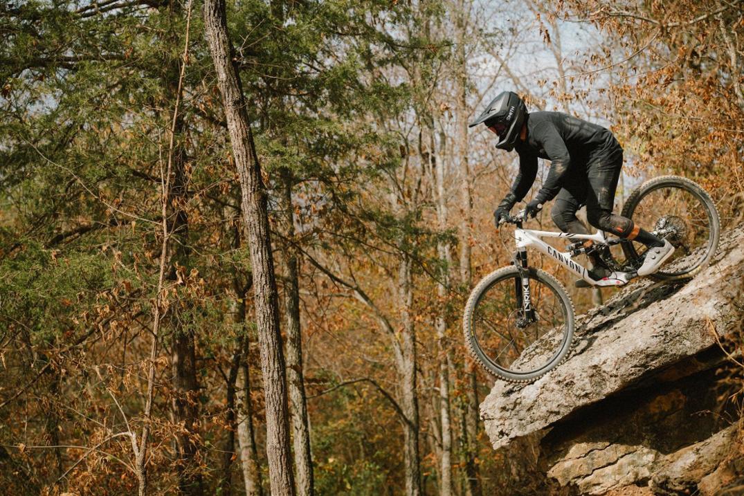 Location Image for Hardline Downhill Carbon Mips Bike Helmet