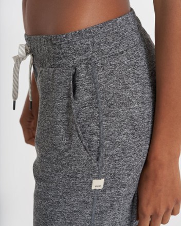 Vuori Performance Jogger Pants - Women's 6