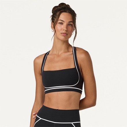 Vuori AllTheFeels Linework Bra 8