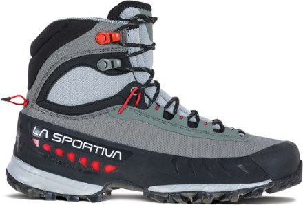 rei la sportiva womens hiking boots