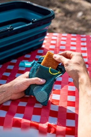 Adventure Ready Scrub & Dry Dish Cleaning Kit 3