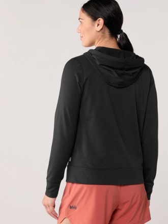 Vuori Halo Performance Hoodie 2.0 - Women's 2