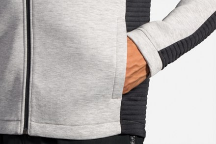 brooks interval hoodie