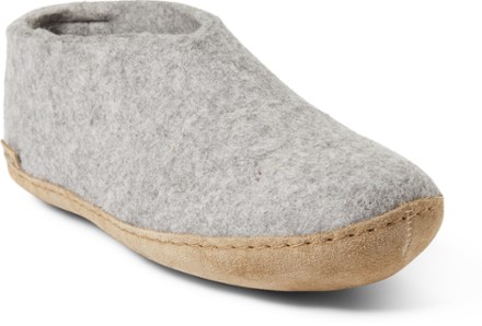 Model A Shoe Slippers - Women's [3/4 view (Grey)]