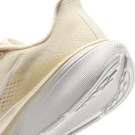 Nike Pegasus 42 Road-Running Shoes - Women's 8