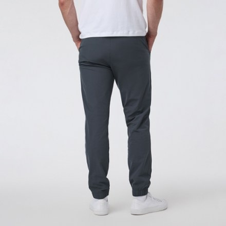 Vuori Meta Joggers - Men's 2