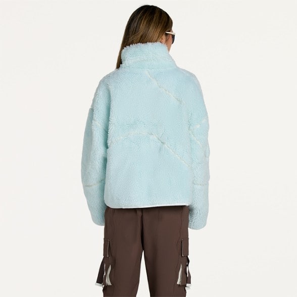 On Body Image of color Alpine