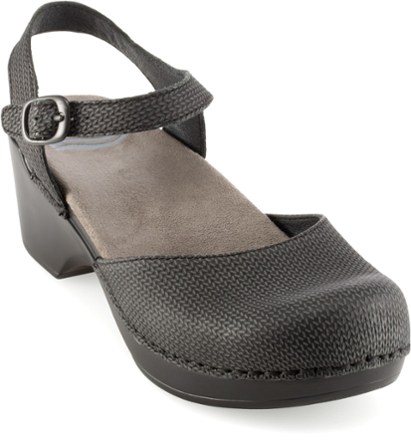 dansko spring shoes