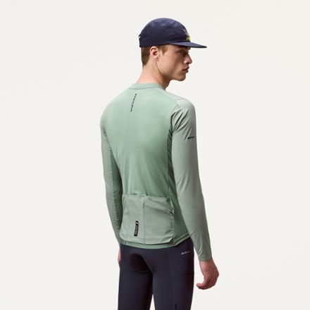 Endura Alltrack Ride Long-Sleeve Cycling Jersey - Men's 5