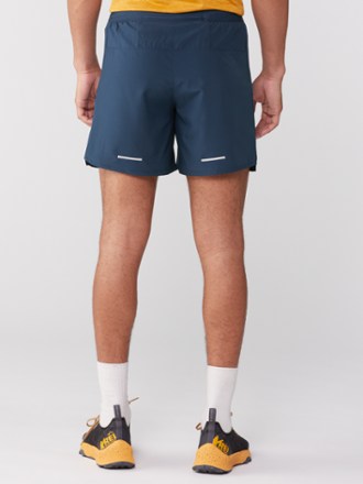 The North Face Sunriser 2-in-1 6" Shorts - Men's 2