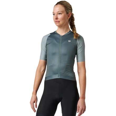 PEARL iZUMi Red Cycling Jersey - Women's 1