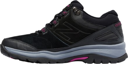 rei womens walking shoes