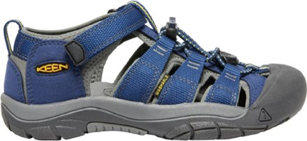 keen boys sandals